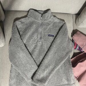 Two Patagonia pullovers